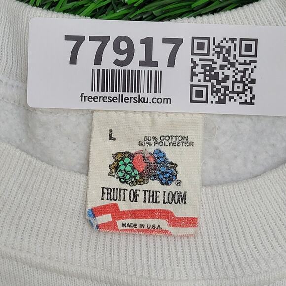 Vintage 1991 Bear Sweatshirt Womens Large 21x23 Cropped USA - Picture 8 of 16